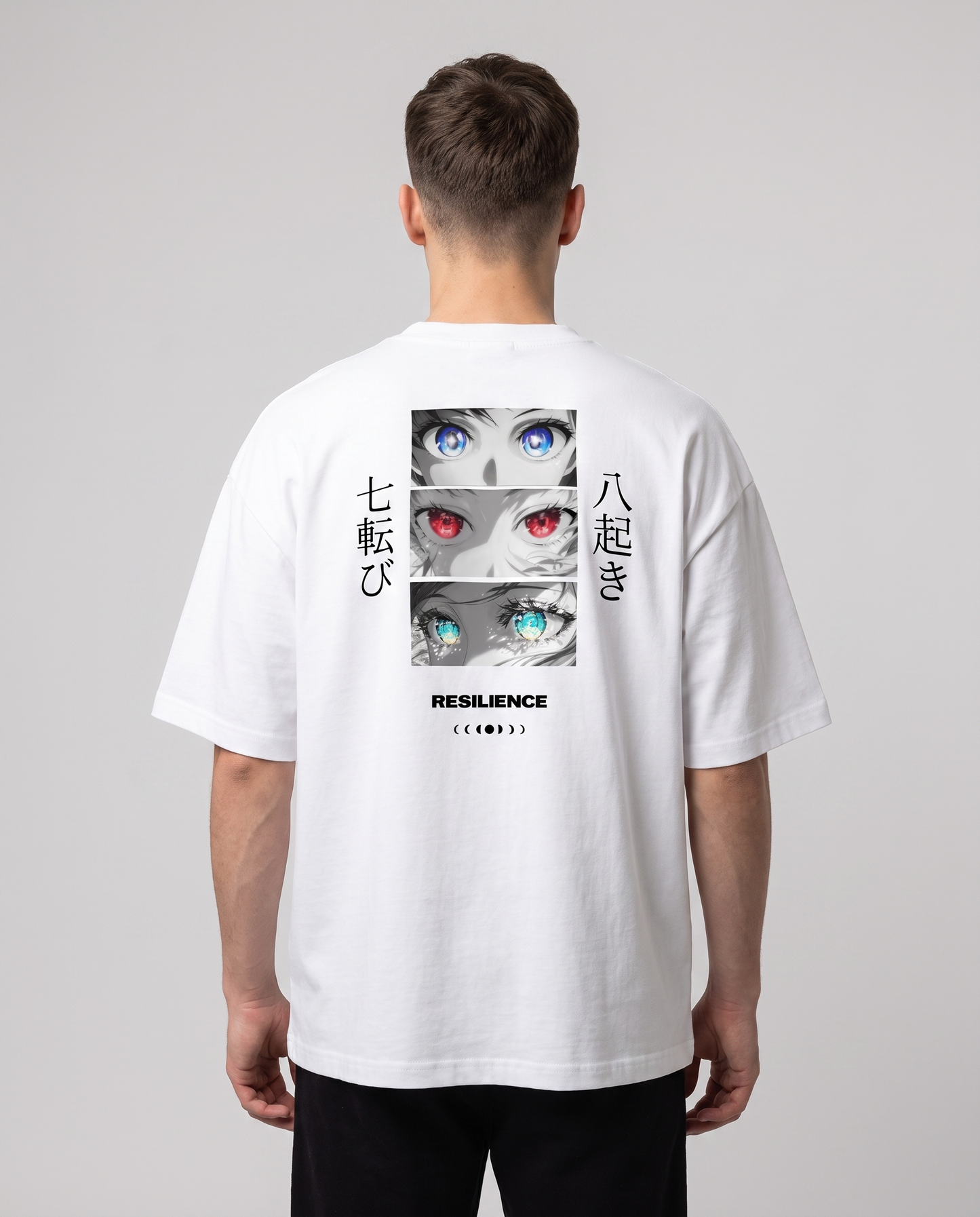 Weisses Oversized-T-Shirt mit Anime-Rückenprint Resilience: drei Augenpaare und japanische Kanji